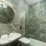 شقة Cortisia